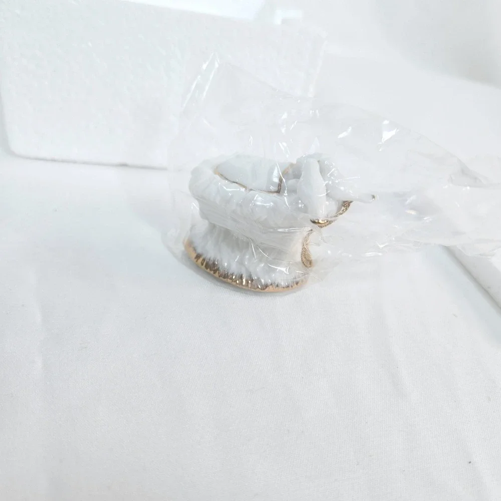 Hour Of Power White Bone China Christmas 2006 Jesus‎ in Manger Ornament NEW Vtg